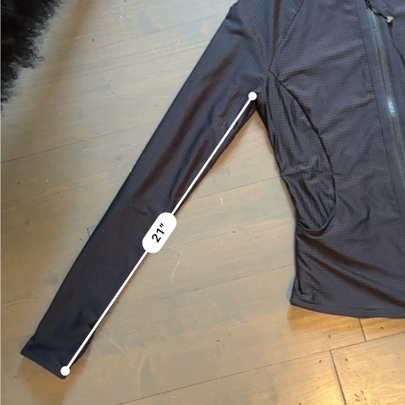 Lululemon Black ‘Find Your Bliss’ Jacket, Reversible - Size 6 - Picture 14 of 15